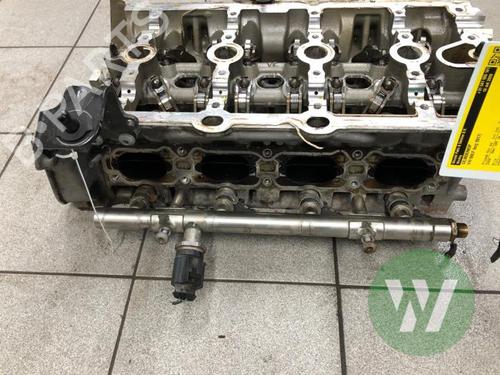 Used Cylinder head VW GOLF VII (5G1, BQ1, BE1, BE2) 2.0 GTI (230 hp) 33110160