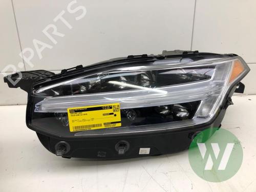 Used Left headlight VOLVO XC90 II (256) T6 AWD (320 hp) 33229531