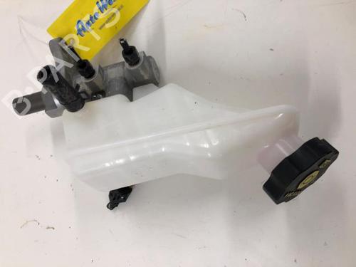 Used Brake master cylinder KIA SPORTAGE IV (QL, QLE) 1.6 GDI (132 hp) 29861489