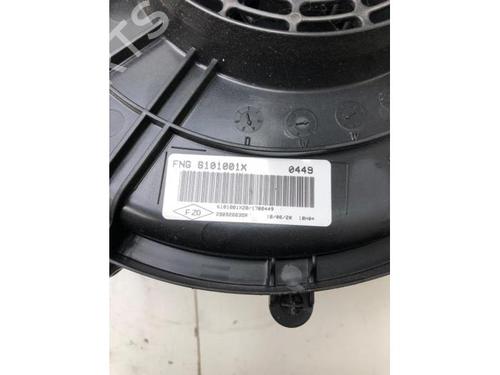 Used Heater blower motor RENAULT ZOE Hatchback Van (BFM_) Electric (BFMF) (109 hp) 22708864