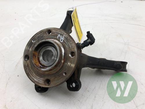 Used Right front steering knuckle Right front steering knuckle OPEL CORSA F (P2JO) Corsa-e (156 hp) 39915089 39915089