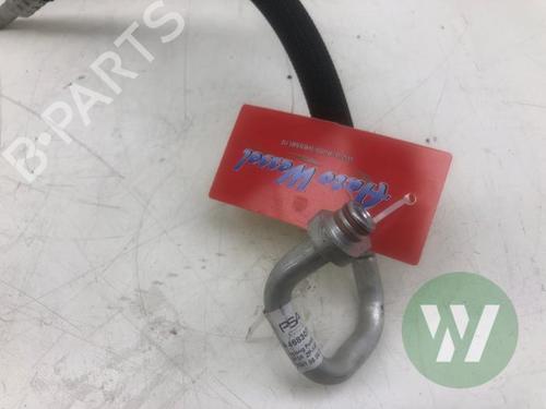 Used AC pipe OPEL CROSSLAND X / CROSSLAND (P17, P2QO) 1.2 (75) (131 hp) 32151759