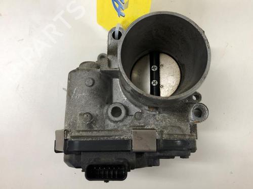 Used Throttle body RENAULT TWINGO III (BCM_, BCA_) 1.0 SCe 75 (73 hp) 26726039
