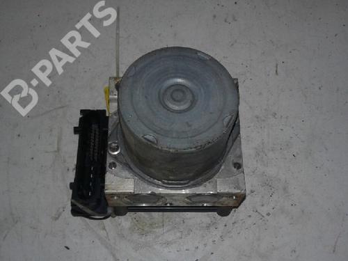 Used ABS pump RENAULT SCÉNIC II (JM0/1_) 1.5 dCi (JM02, JM13) (101 hp) 6448180