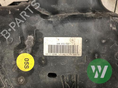 AdBlue-tank PORSCHE MACAN (95B) 3.0 S Diesel | BP37493843M85 - Image 4