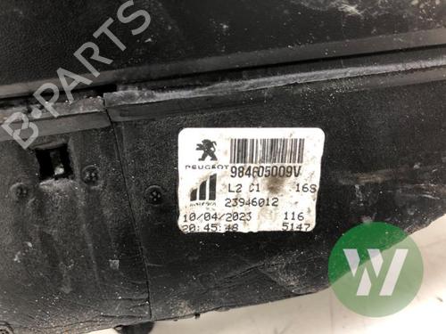 Used Right mirror Right mirror 37496366 37496366