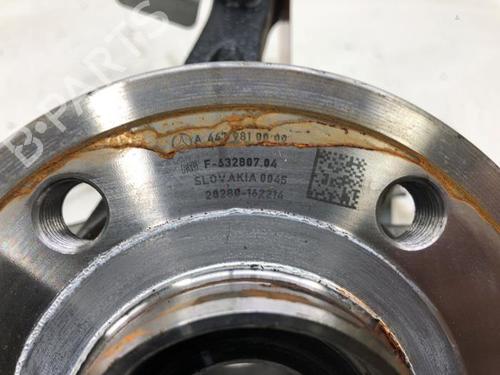 Used Right front steering knuckle MERCEDES-BENZ EQV (W447) EQV 300 (447813, 447815) (204 hp) 24471535