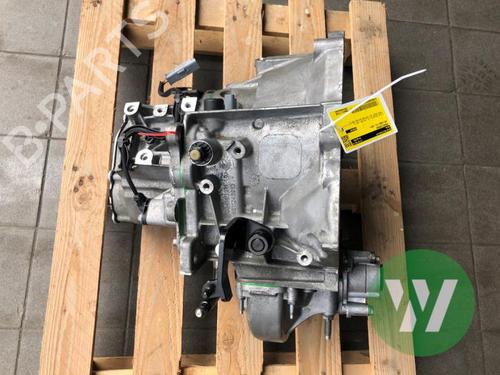 Gearbox OPEL CORSA F (P2JO) 1.2 (68) | BP38264584M3 - Image 5