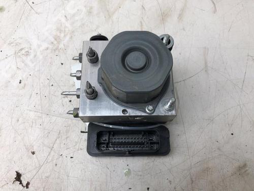 Used ABS pump DACIA SANDERO II 1.0 SCe 75 (B8JC, B8JD) (73 hp) 16186025