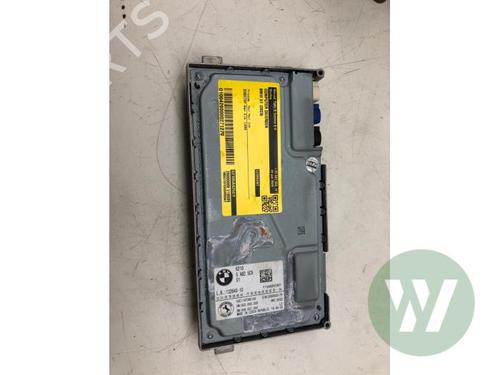Used Control unit Control unit BMW X1 (U11) xDrive 30e Plug-in-Hybrid (326 hp) 39915294 39915294