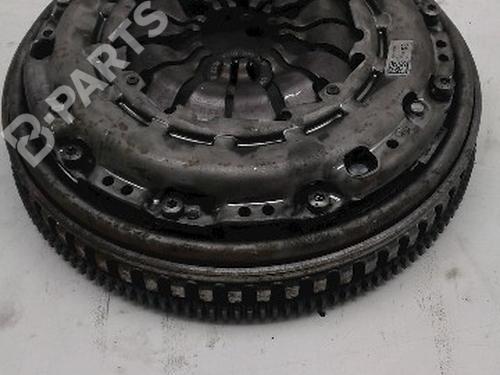 Used Flywheel NISSAN PULSAR Hatchback (C13) 1.5 dCi (110 hp) 9098551