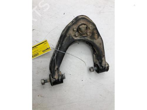 Used Right front suspension arm NISSAN NT400 CABSTAR (F24M) 35.13 (130 hp) 14577422