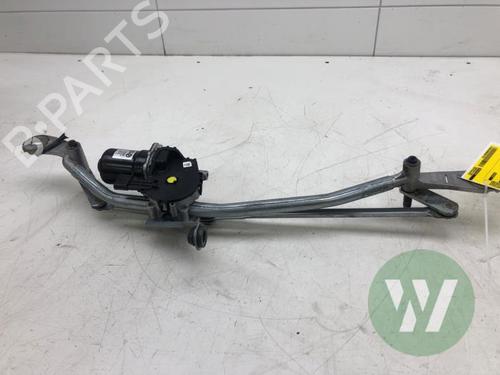 Used Front wiper motor Front wiper motor BMW 3 (G20, G80, G28) 320 i (184 hp) 33456440 33456440