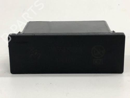 Used Switch Switch TOYOTA YARIS CROSS (MXP_) 1.5 Hybrid (MXPJ10) (116 hp) 39913797 39913797