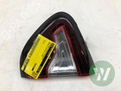 Other RENAULT CAPTUR I (J5_, H5_) 1.3 TCe 150 (J5NK, J5JS) | BP32744100O1 - Image 2