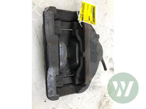 Etrier avant gauche BMW 5 (E60) 530 d (231 hp) 32004291