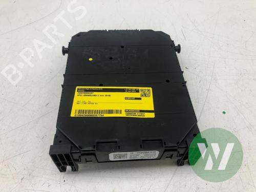 Used Fuse box Fuse box OPEL GRANDLAND / GRANDLAND X (A18, P1UO) 1.2 (75) (131 hp) 33456414 33456414