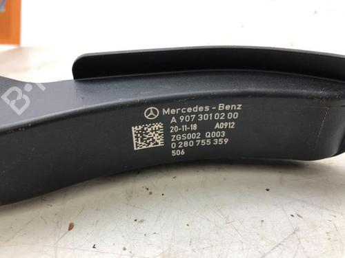 BP14575888I4 main image