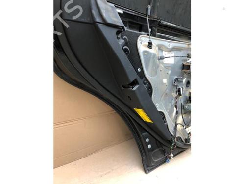 Left rear door MERCEDES-BENZ S-CLASS (W221, V221) S 320 CDI (221.022, 221.122) | BP21760971C4 