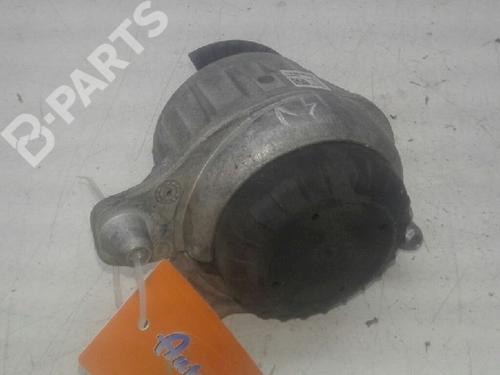 Used Support MERCEDES-BENZ C-CLASS (W205) C 200 d (205.007) (136 hp) 9099498