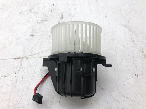 Used Heater blower motor Heater blower motor MERCEDES-BENZ EQV (W447) EQV 300 (447813, 447815) (204 hp) 10494929 10494929