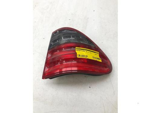 Used Right taillight MERCEDES-BENZ E-CLASS T-Model (S210) E 220 T CDI (210.206) (143 hp) 14970986