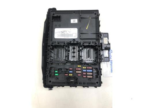 Used Fuse box FORD USA MUSTANG MACH-E (CGW) EV 4x4 (337 hp) 18083647