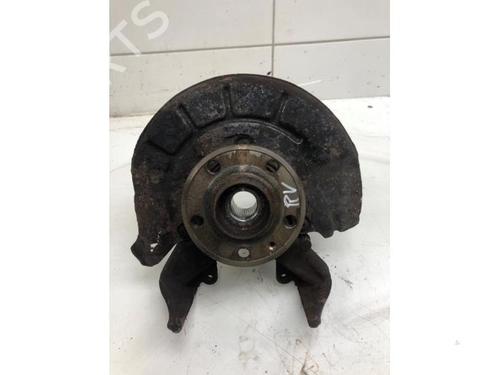 Used Right front steering knuckle SEAT IBIZA IV (6J5, 6P1) 1.2 (70 hp) 19933087