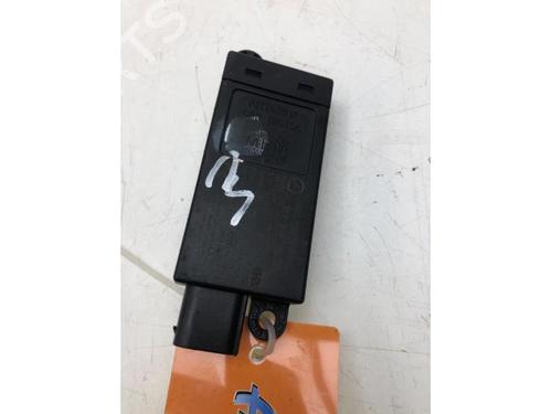 Antenne/Base MERCEDES-BENZ E-CLASS Convertible (A238) E 300 (238.448) (245 hp) 21173231