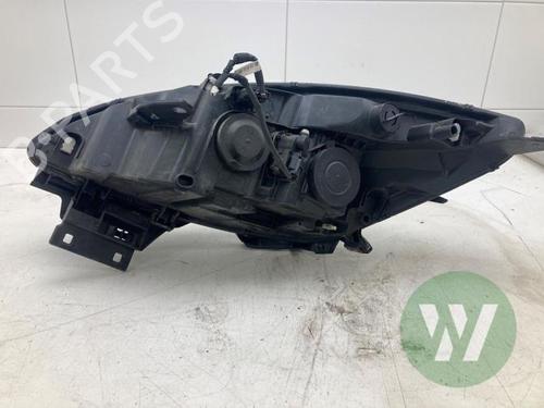 Used Right headlight Right headlight 37704007 37704007