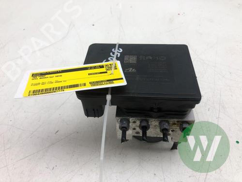 Used ABS pump ABS pump OPEL MOKKA 1.2 (76) (131 hp) 33456426 33456426