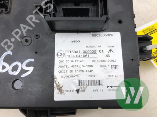 Used Fuse box Fuse box 36874263 36874263