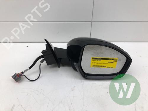Used Right mirror Right mirror 37228166 37228166