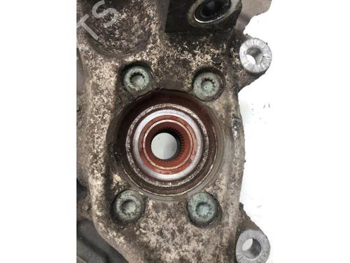 Left front steering knuckle AUDI A4 B6 Avant (8E5) 1.8 T | BP22185441M25 