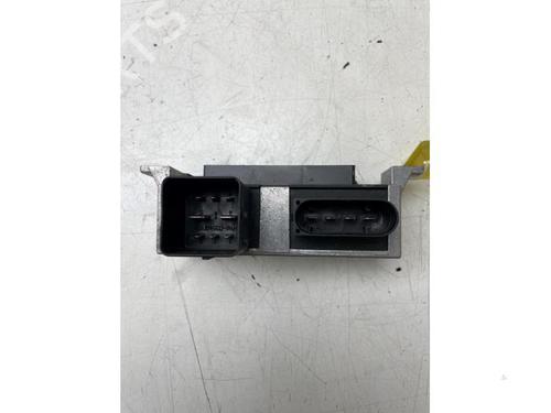 Altro RENAULT MASTER III Platform/Chassis (EV, HV, UV) 2.3 dCi 145 FWD (EV0E, EV0F, HV0E, HV0F, UV0E, UV0F,... (146 hp) 16074948