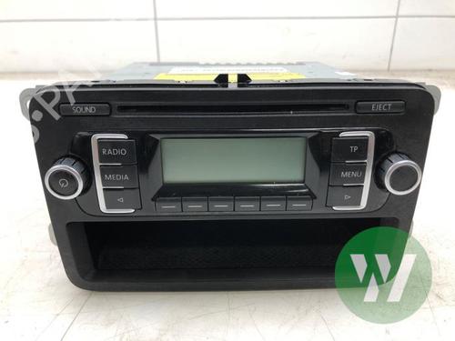 Used Radio VW POLO V (6R1, 6C1) 1.4 (6R1) (85 hp) 31319879