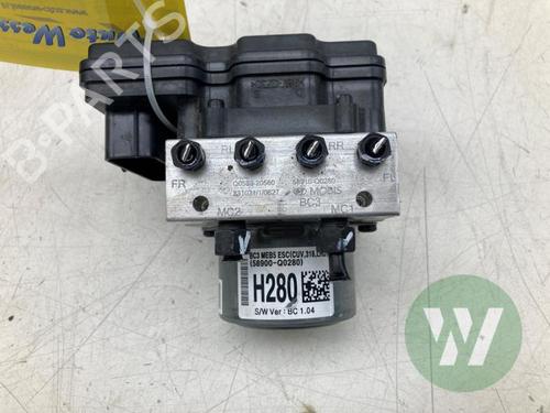 Used ABS pump ABS pump HYUNDAI BAYON (BC3) 1.0 T-GDI 48V-Hybrid (101 hp) 39914785 39914785