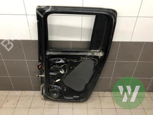 Used Right rear door VW AMAROK (2HA, 2HB, S1B, S6B, S7A, S7B, AGD) 2.0 BiTDI 4motion (180 hp) 32667422