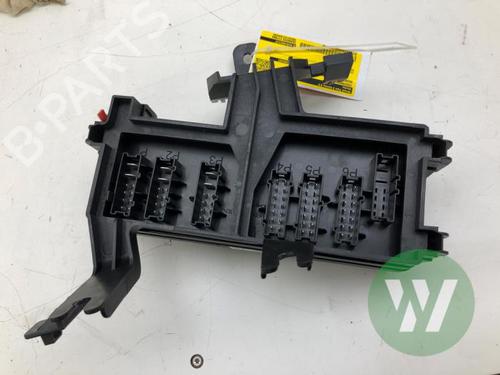 Used Fuse box Fuse box MERCEDES-BENZ R-CLASS (W251, V251) R 320 CDI 4-matic (251.022, 251.122) (224 hp) 34349120 34349120
