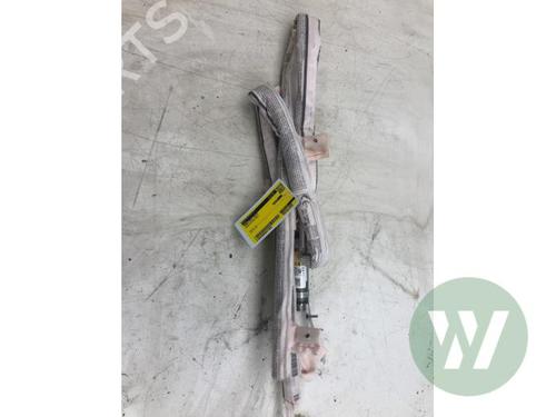 Højre gardin airbag Højre gardin airbag 38442438 38442438
