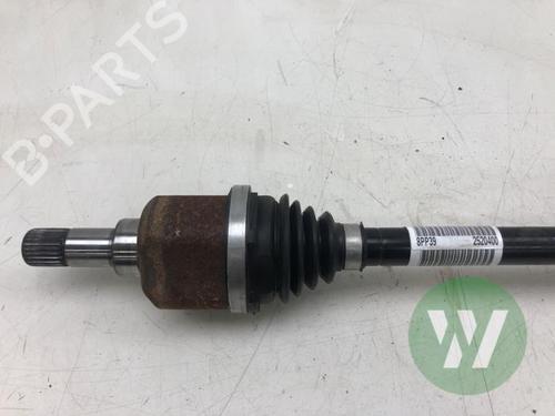 Used Left front driveshaft Left front driveshaft OPEL GRANDLAND / GRANDLAND X (A18, P1UO) 1.2 (75) (131 hp) 39933857 39933857