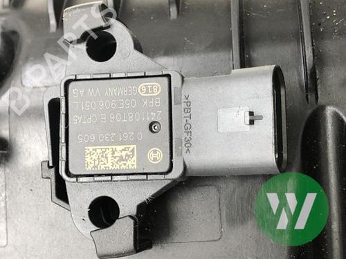 Injection rail SKODA FABIA IV (PJ3) 1.0 TSI | BP39915559M98 - Image 4