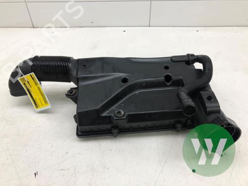 Luftfilter kasse Luftfilter kasse VW POLO V (6R1, 6C1) 1.4 TDI (90 hp) 33851652 33851652