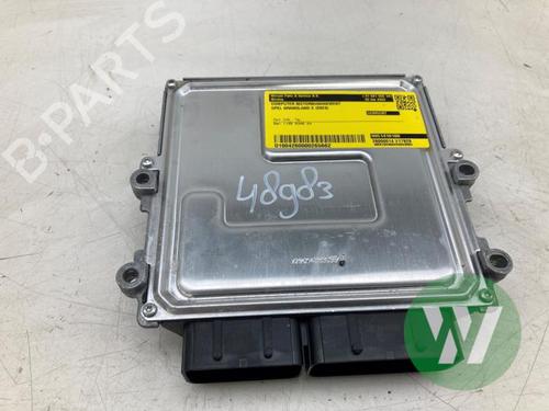 Used Engine control unit (ECU) OPEL GRANDLAND / GRANDLAND X (A18, P1UO) 1.2 (75) (131 hp) 32443889