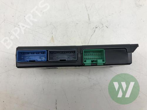 Module électronique JAGUAR E-PACE (X540) 2.0 AWD | BP37228167M83 - Image 2