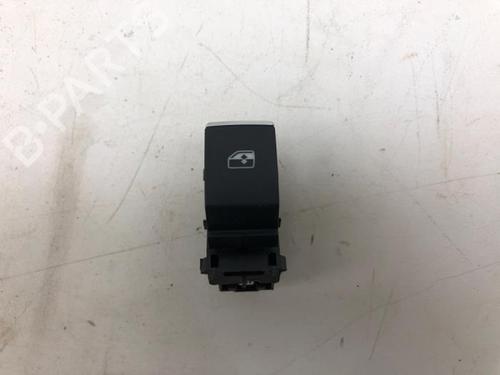 Used Switch SEAT LEON Sportstourer (KL8, KLD) 1.5 eTSI (150 hp) 30529583