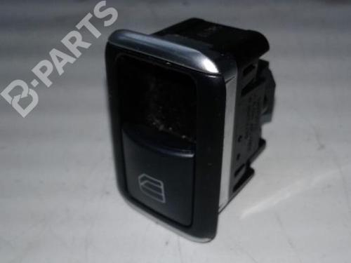 Switch MERCEDES-BENZ CLA Shooting Brake (X117) CLA 180 (117.942) | BP9677337I30 