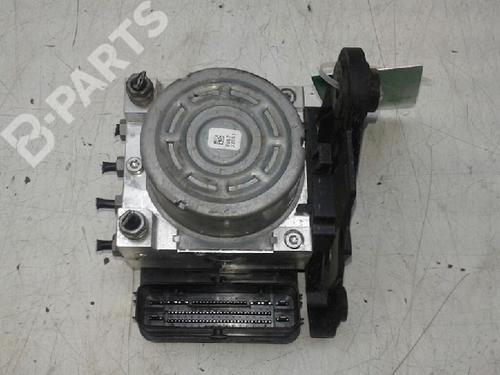 Used ABS pump AUDI A3 Sportback (8VA, 8VF) 2.0 TDI quattro (184 hp) 5632096