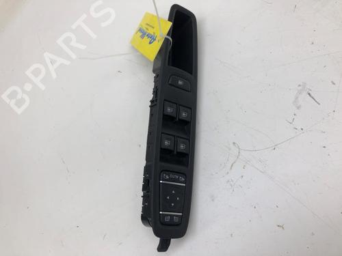 Used Switch RENAULT ZOE Hatchback Van (BFM_) Electric (BFMC, BFMD) (136 hp) 30319978