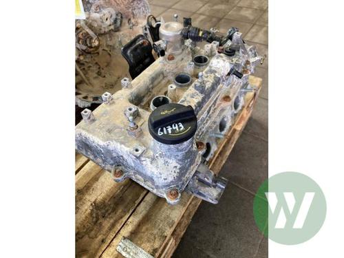 Used Cylinder head Cylinder head 39454336 39454336